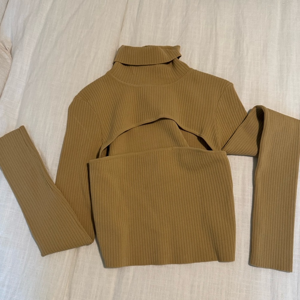 Superdown Tasha cutout sweater in toast